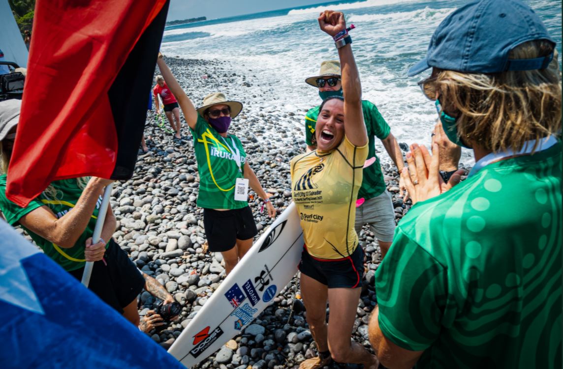Australia se corona campeona de surf femenino en los Surf City El Salvador ISA World Surfing Games 2021 australia-se-corona-campeona-de-surf-femenino-en-los-surf-city-el-salvador-isa-world-surfing-games-2021
